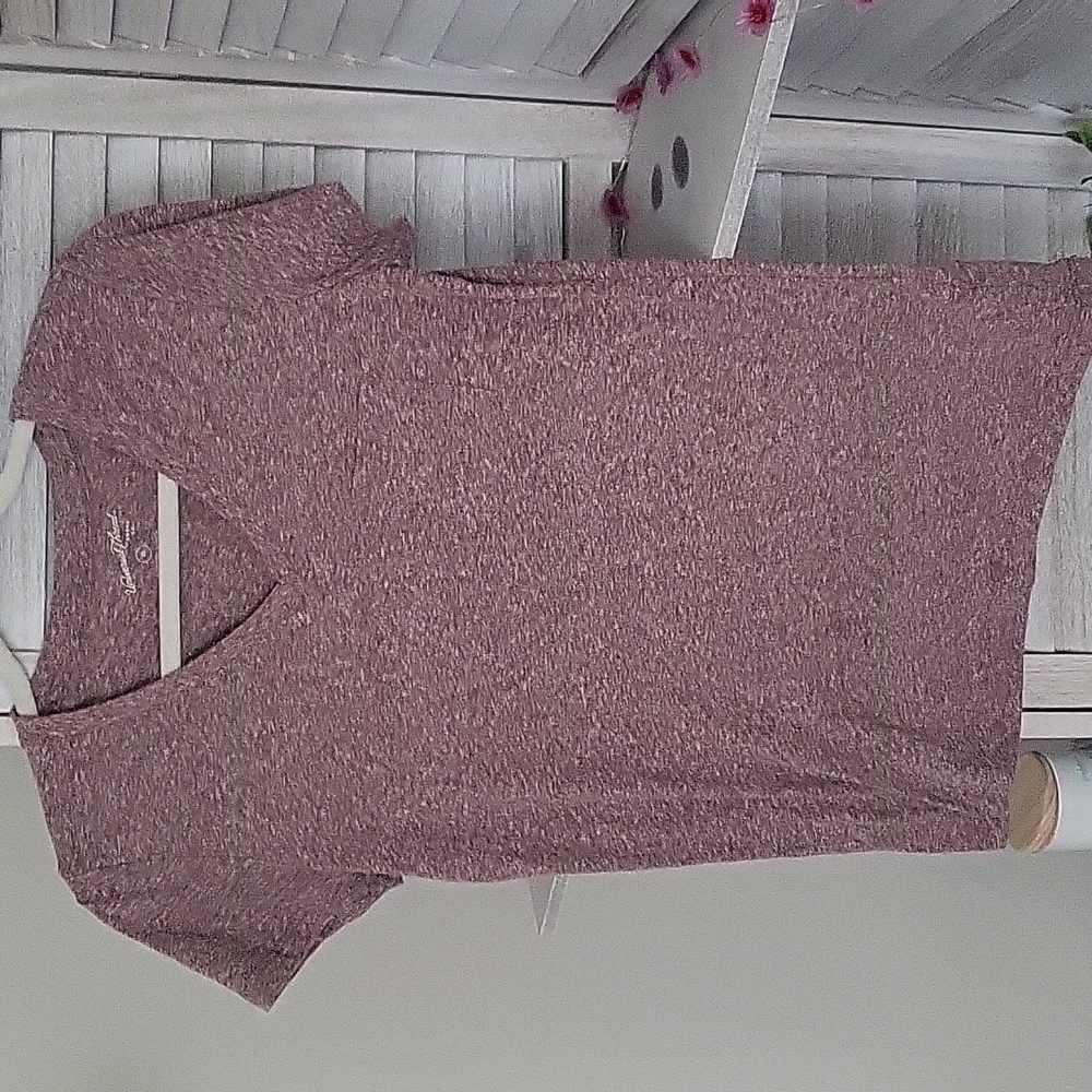 Universal Threads Women's T-shirt with pocket size x-small